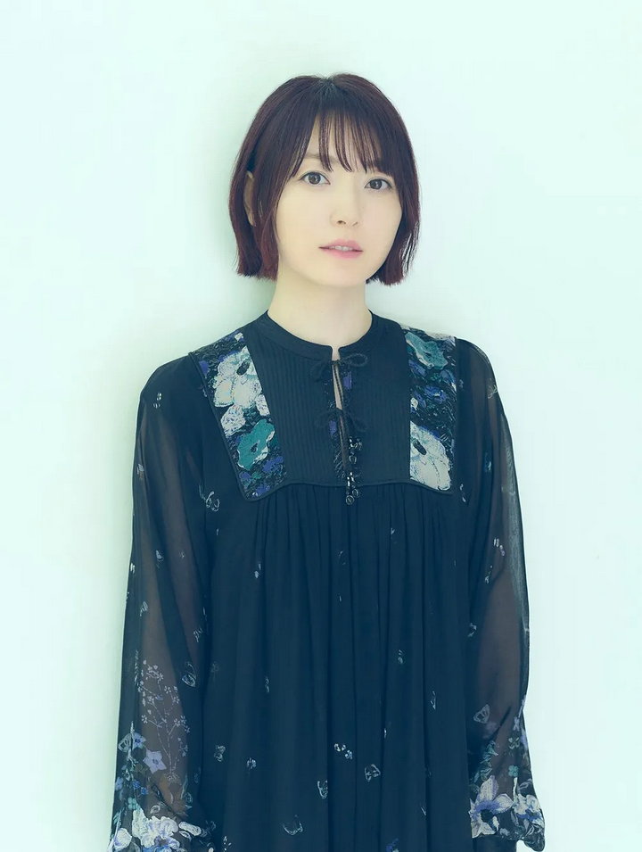 Kana Hanazawa